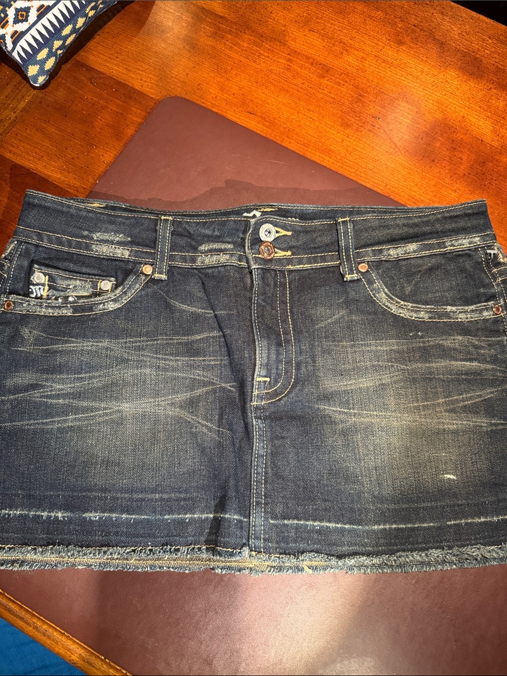 MISS ME VTG Y2K Denim camo rhinestone Mini Skirt Size Large Distressed Frayed